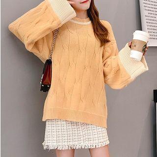 Contrast Trim Flared-sleeve Sweater