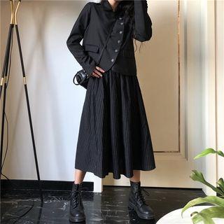 Plain Slim-fit Blazer / Striped A-line Skirt