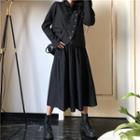 Plain Slim-fit Blazer / Striped A-line Skirt