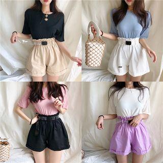 Short Sleeve Plain Tee / Wide Leg Shorts