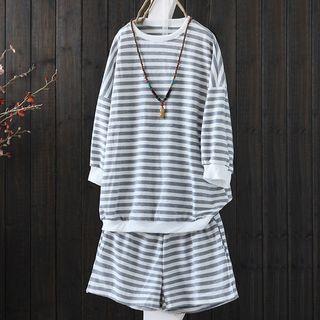Set : Stripe Sweatshirt + Shorts