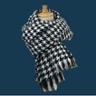 Houndstooth Scarf A649black & White - One Size