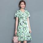 Short-sleeve Floral Print Crewneck V-neck A-line Slim Sheath Dress