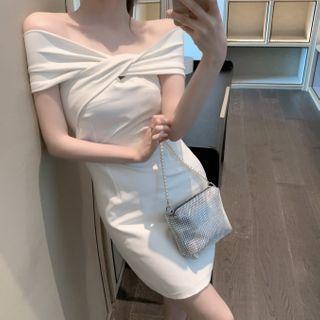 Short-sleeve Twisted Off-shoulder Mini Dress White - One Size
