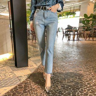 Washed Straight-cut Jeans With Belt