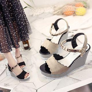 Striped Platform Wedge-heel Sandals