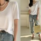 Short-sleeve Padded-shoulder T-shirt Ivory - One Size