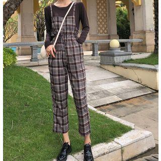 Long-sleeve T-shirt / Cropped Plaid Jumper Pants