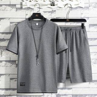 Set: Elbow-sleeve T-shirt + Wide Leg Shorts