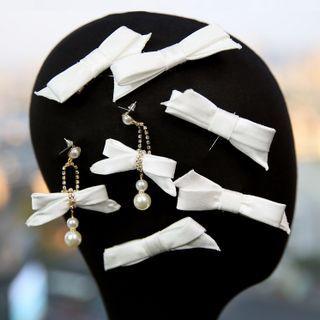 Set: Satin Hair Clip + Ear Stud Set - White - One Size