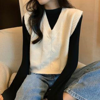 Long-sleeve Knit Top / Cropped Sweater Vest