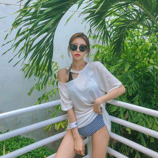 Ring-buckle Cutout-shoulder T-shirt