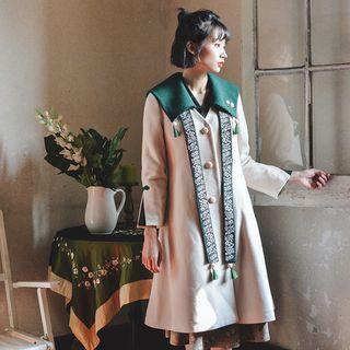 Embroidered Collar Single-breasted Coat