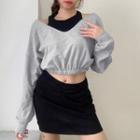 Mock-two Piece Cold-shoulder Pullover