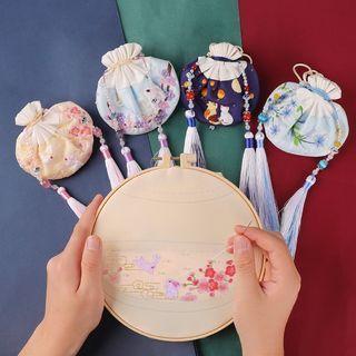 Tassel Sanitary Pouch Diy Embroidery Kit (various Designs)