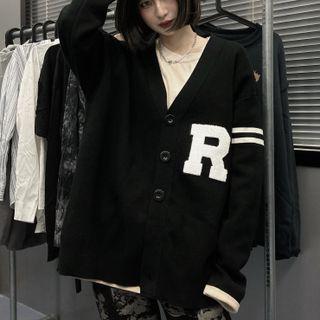Two-tone Lettering Sweater Black - One Size