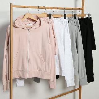 Set: Kangaroo-pocket Zip-up Hoodie + Sweatshorts