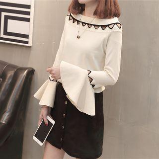 Cut Out Bell-sleeve Sweater