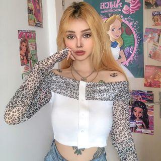 Long-sleeve Off-shoulder Leopard Print Crop Top