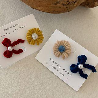 Flower & Ribbon Asymmetrical Earring