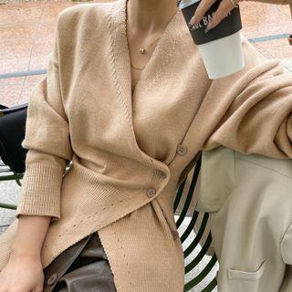 Drop-shoulder Button-side Wrap Cardigan