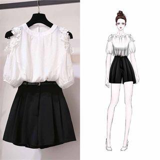 Set: Elbow-sleeve Cold-shoulder Blouse + Shorts