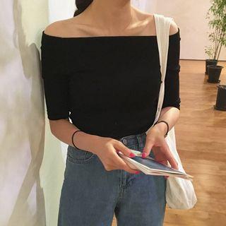 Off Shoulder Elbow-sleeve T-shirt Black - One Size