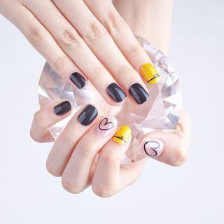 Heart Faux Nail Tips 529 - Glue - Black & Yellow - One Size