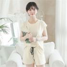 Set: Cap-sleeve T-shirt + Sweatshorts