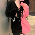 V-neck Two-tone Knit Cardigan Black&pink - One Size