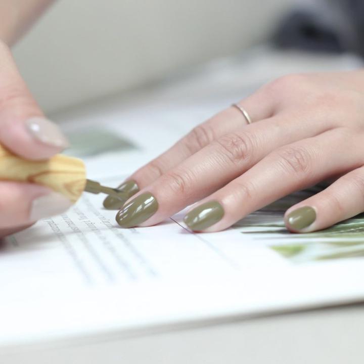 Cosplus - 0121 Nail Gel Polish Morandi Collection 3 516 Olive Green 8ml