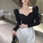 Details Deep V-neck Slim-fit Crop Top