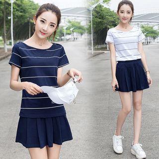 Set: Short-sleeve Striped T-shirt + Skirt