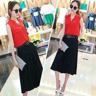 Set: Sleeveless V-neck Top + Cropped Wide Leg Pants