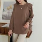 Sharp-shoulder Bishop-sleeve Top