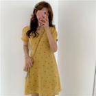 V-neck Short Sleeve Dress Yellow - One Size