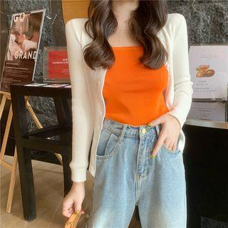 Cardigan / Sleeveless Top / Ripped Wide-leg Jeans