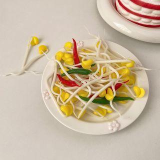 Bean Sprouts Brooch