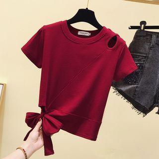 Short-sleeve Cutout Tie-hem Cropped T-shirt