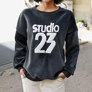 Applique Velvet Sweatshirt