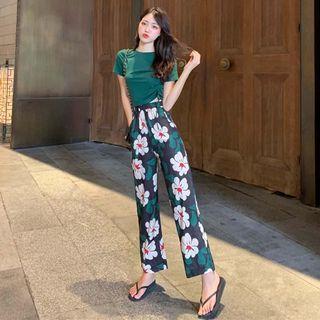 Short-sleeve Drawstring Side T-shirt / Floral Printed Pants