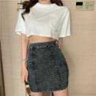 Short-sleeve Cropped T-shirt / Button Denim Mini Pencil Skirt