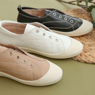 Toe-cap Stitched Genuine Leather Sneakers