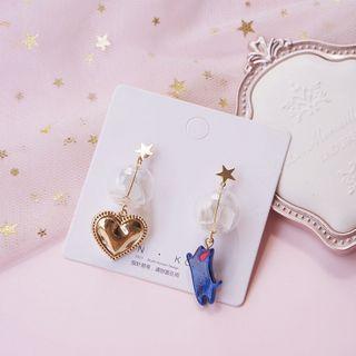 Non-matching Heart & Cat Dangle Earring