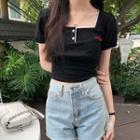 Short-sleeve Square-neck Embroidered Cropped Top