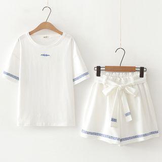 Letter Embroidered Short-sleeve T-shirt / Ribbon Shorts / Set