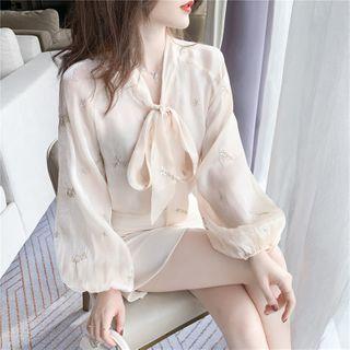 Ribbon Balloon-sleeve Blouse