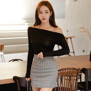 Set: Off-shoulder Long-sleeve Top + Plaid Mini Bodycon Skirt