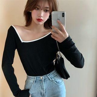 Skew Neckline Long-sleeve Top Black - One Size