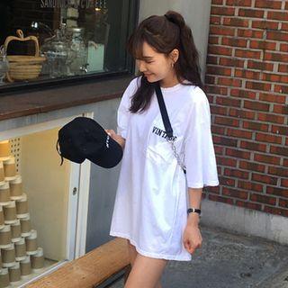 Pocket-detail Lettering T-shirt